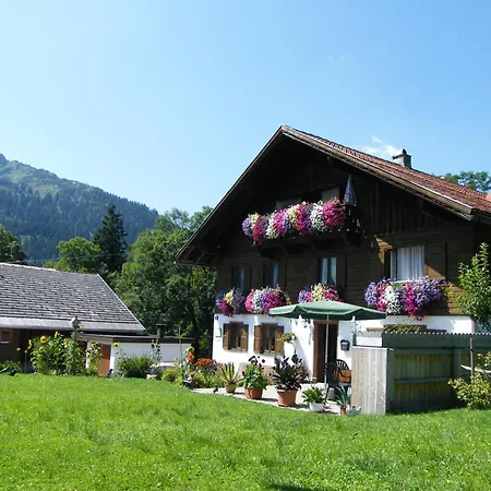 Durst Roswitha Апартаменты *